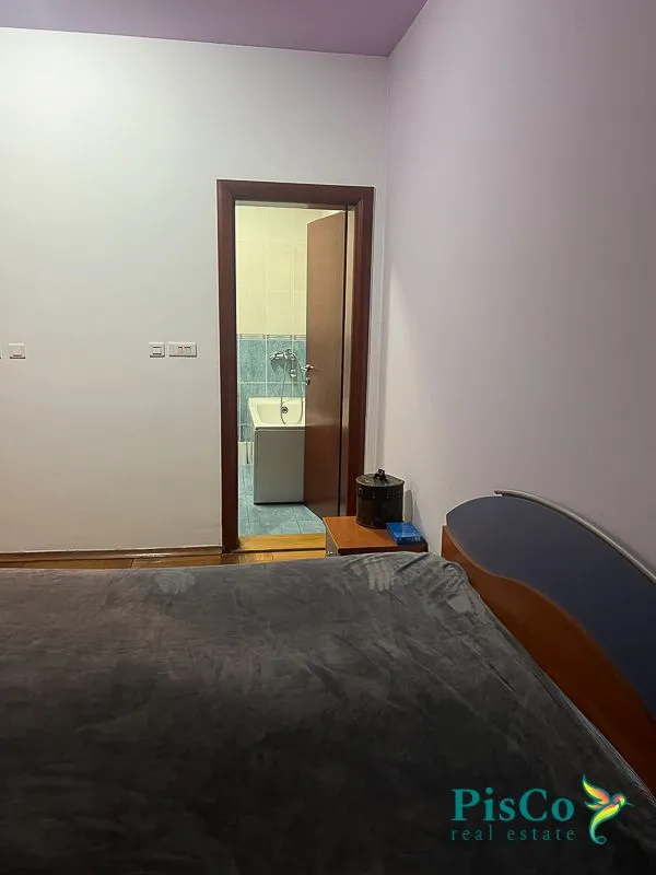 Izdavanje, trosoban stan, 130m², Preko Morače, Podgorica