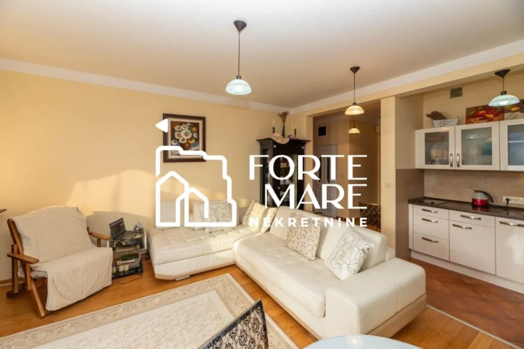 Prodaja, jednosoban stan, 75m², Đenovići, Herceg Novi