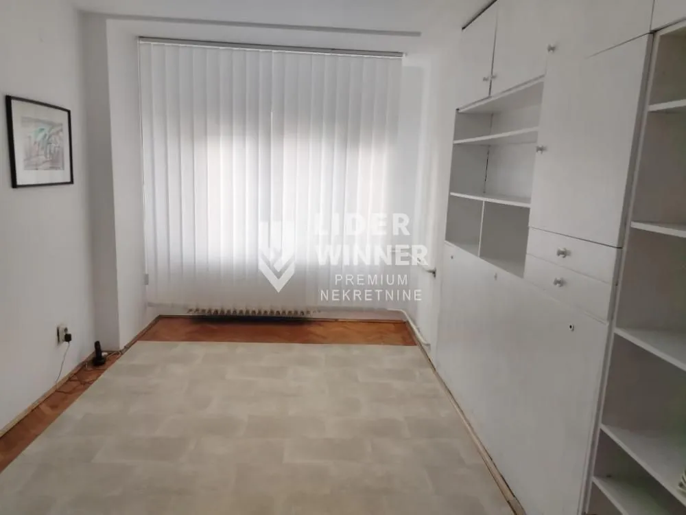 Rent, three bedroom apartment, 47m², Topličin venac, Beograd