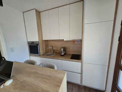 Prodaja, jednosoban stan, 50m², Kalimanj, Tivat - image 11