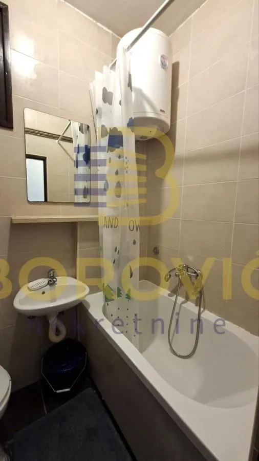 Rent, one bedroom apartment, 34m², Crveni Krst, Beograd