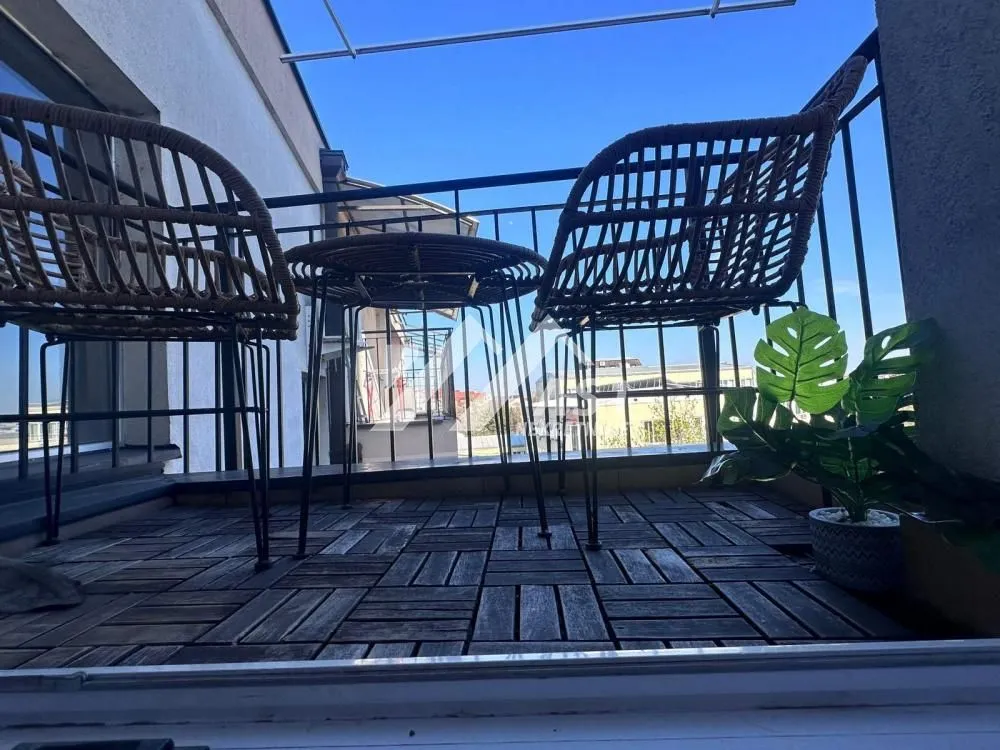 Izdavanje, dvosoban stan, 40m², Bulevar Oslobodjenja, Novi Sad Sve Podlokacije