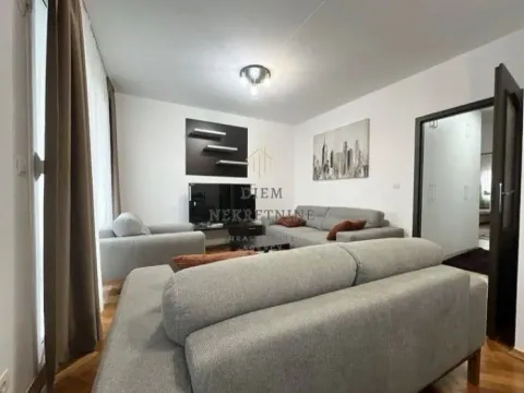 Izdavanje, dvosoban stan, 70m², Preko Morače, Podgorica - image 9