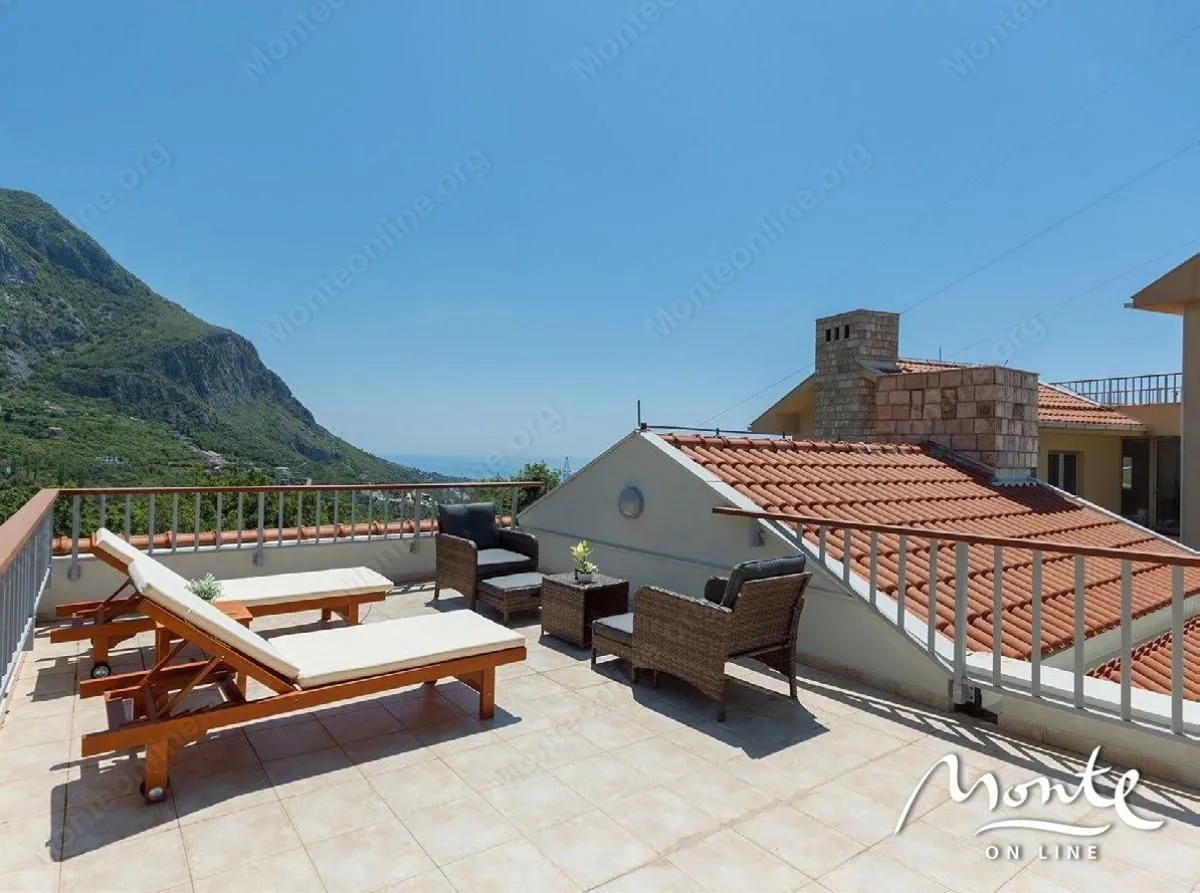 Sale, house, 159m², Sveti Stefan, Budva