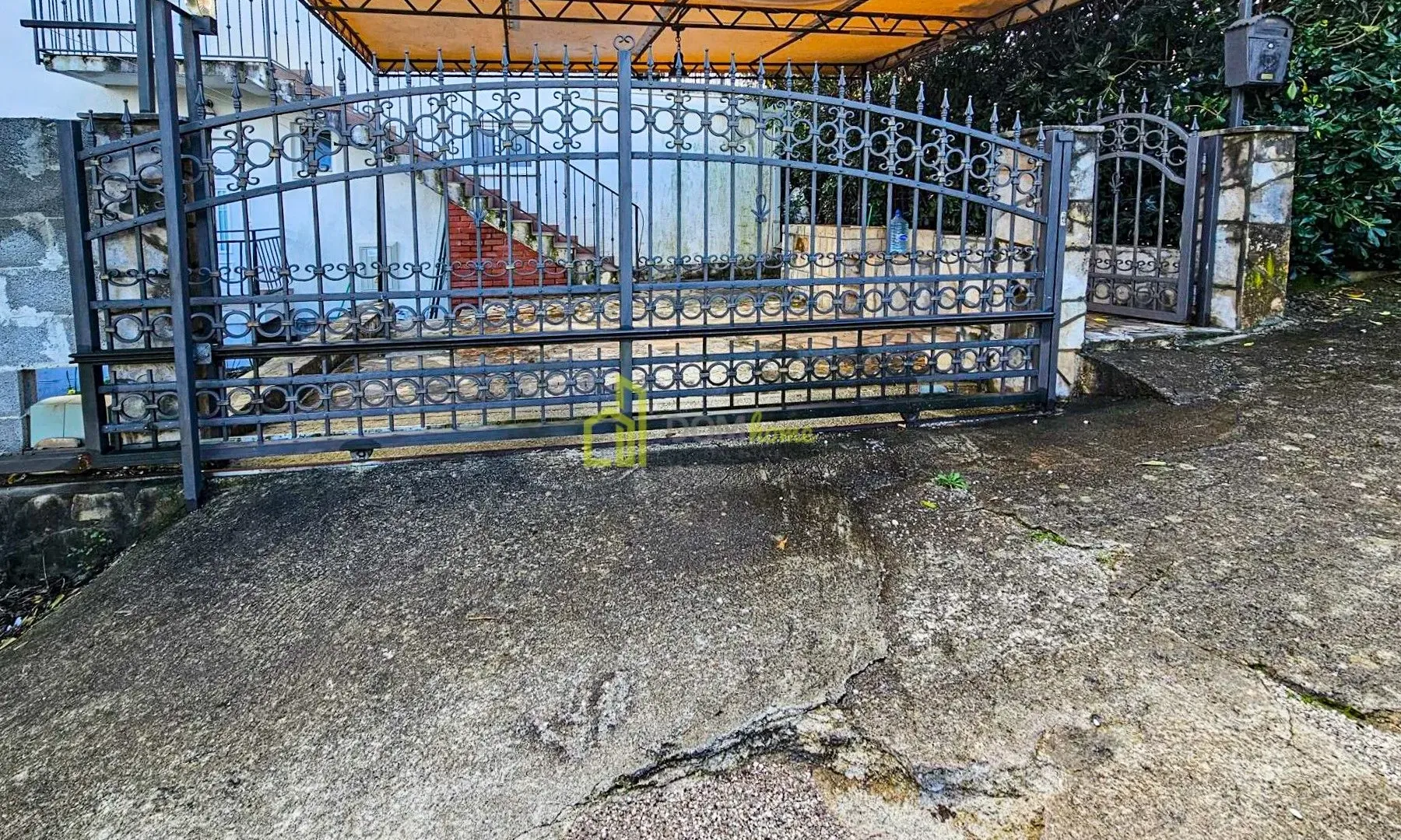 Sale, house, 100m², Radovići, Tivat