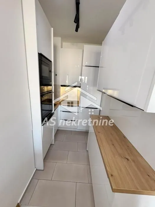 Rent, two bedroom apartment, 52m², Hala Pionir, Palilula Sve Podlokacije