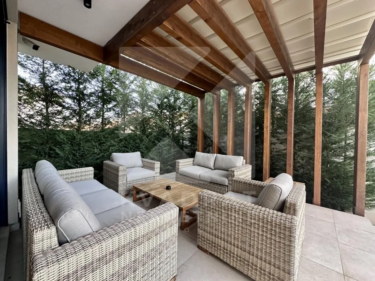 Rent, house, 230m², Gornja Gorica, Podgorica