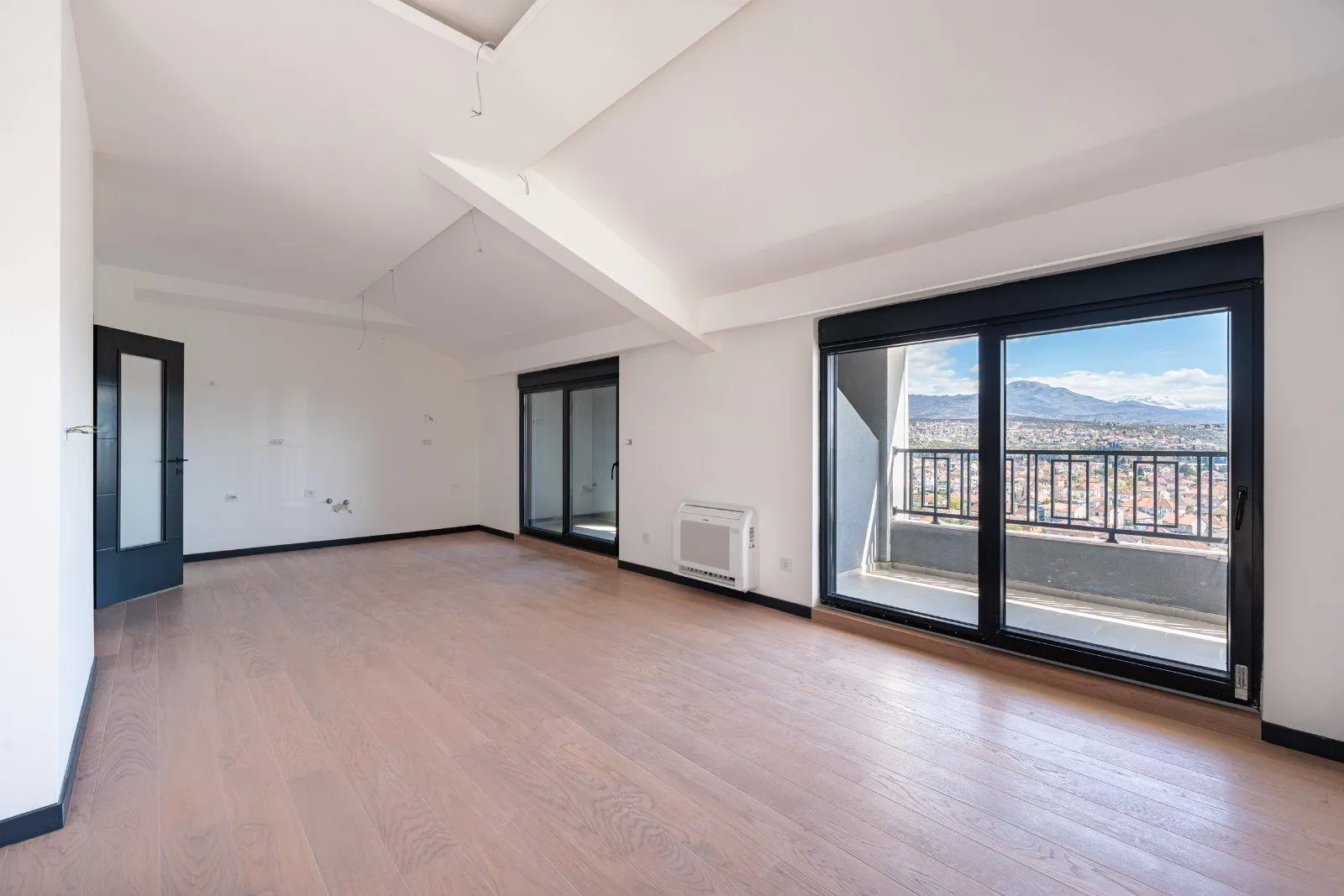 Prodaja, trosoban stan, 116m², Gorica C, Podgorica
