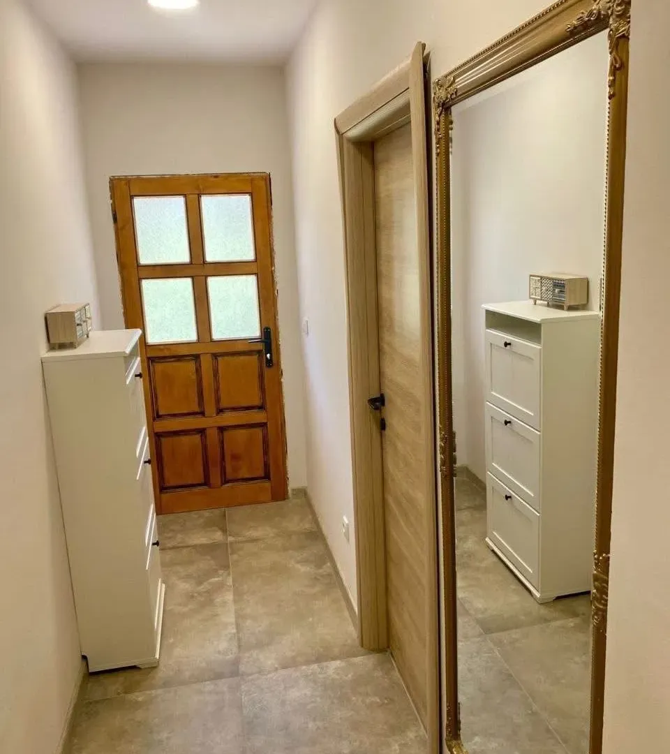 Rent, two bedroom apartment, 71m², Tivat, Crna Gora