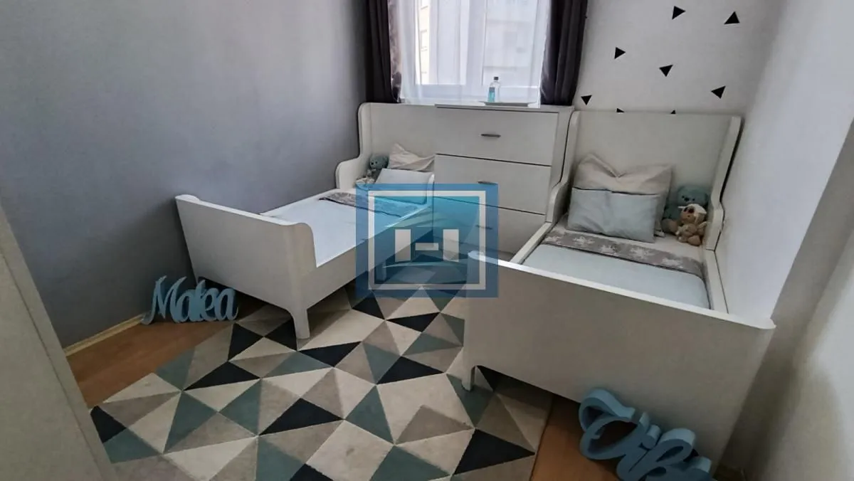 Prodaja, trosoban stan, 83m², Vašarište, Jagodina