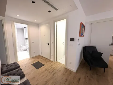 Izdavanje, trosoban stan, 80m², Voždovac Sve Podlokacije, Beograd - image 11