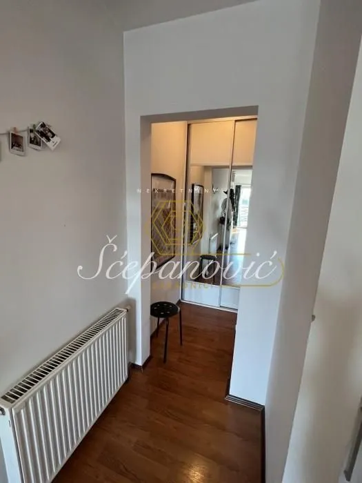 Prodaja, stan, 46m², Centar, Novi Sad