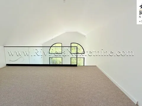 Prodaja, trosoban stan, 122m², Herceg Novi, Crna Gora - image 8