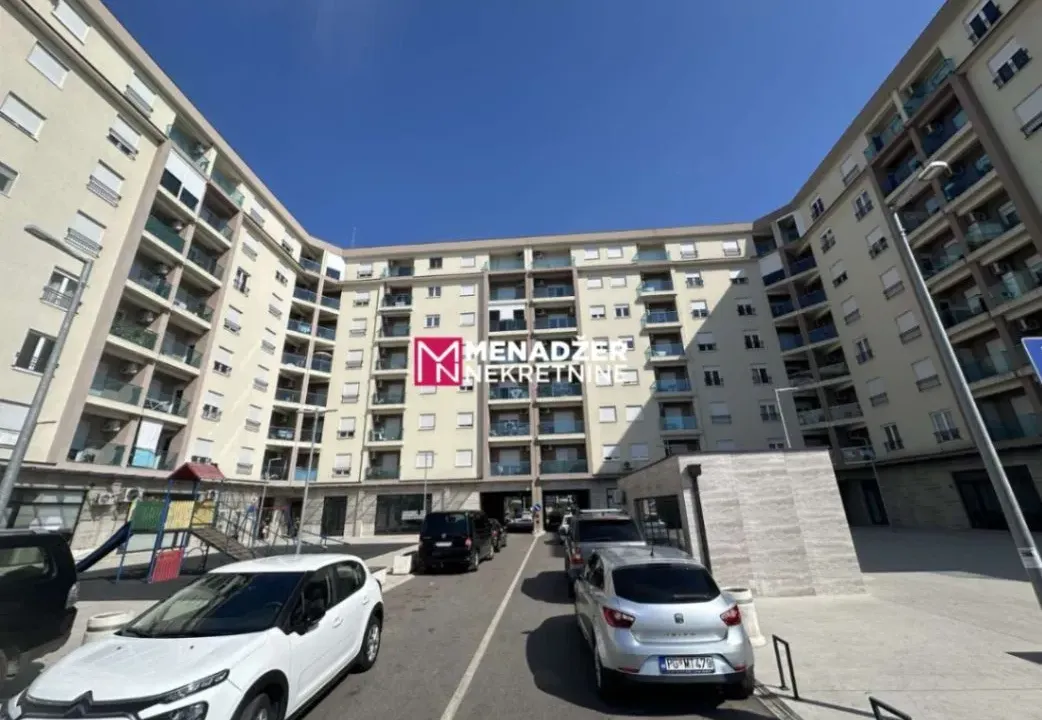 Izdavanje, dvosoban stan, 70m², Zabjelo, Podgorica