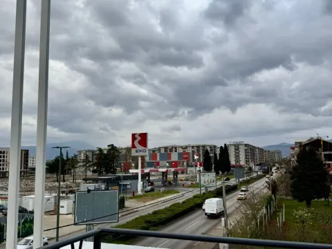 Rent, two bedroom apartment, 55m², City Kvart, Podgorica - image 5