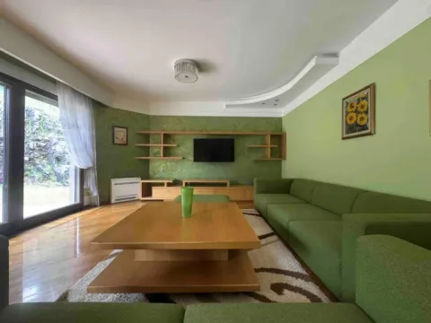 Prodaja, trosoban stan, 137m², Gorica C, Podgorica - image 10