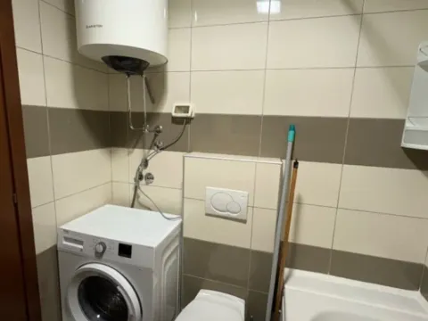 Izdavanje, jednosoban stan, 55m², City Kvart, Podgorica - image 12