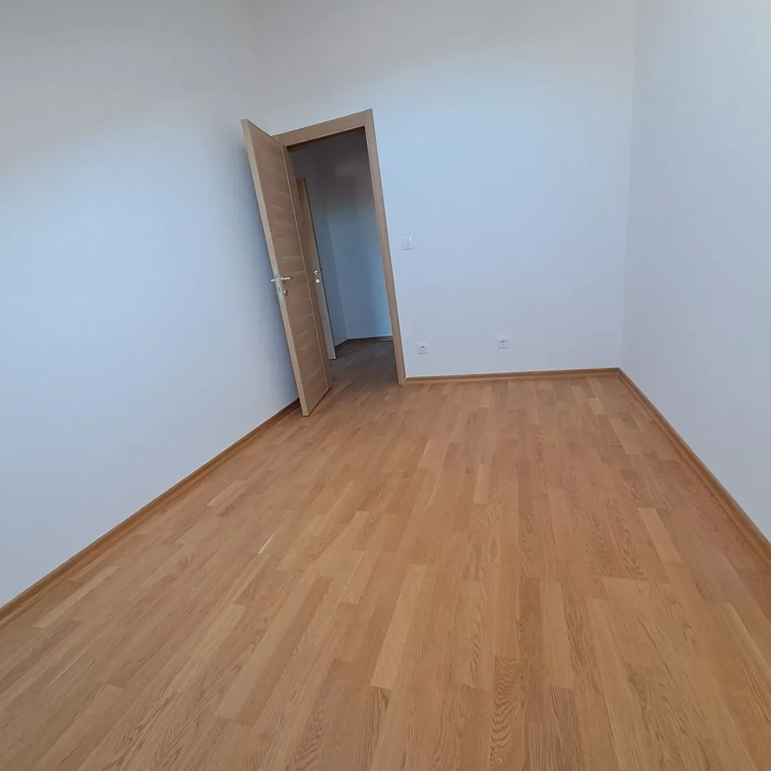 Prodaja, dvosoban stan, 57m², Stari Aerodrom, Podgorica