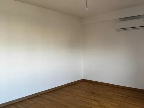 Prodaja, dvosoban stan, 90m², Pobrežje, Podgorica - image 3