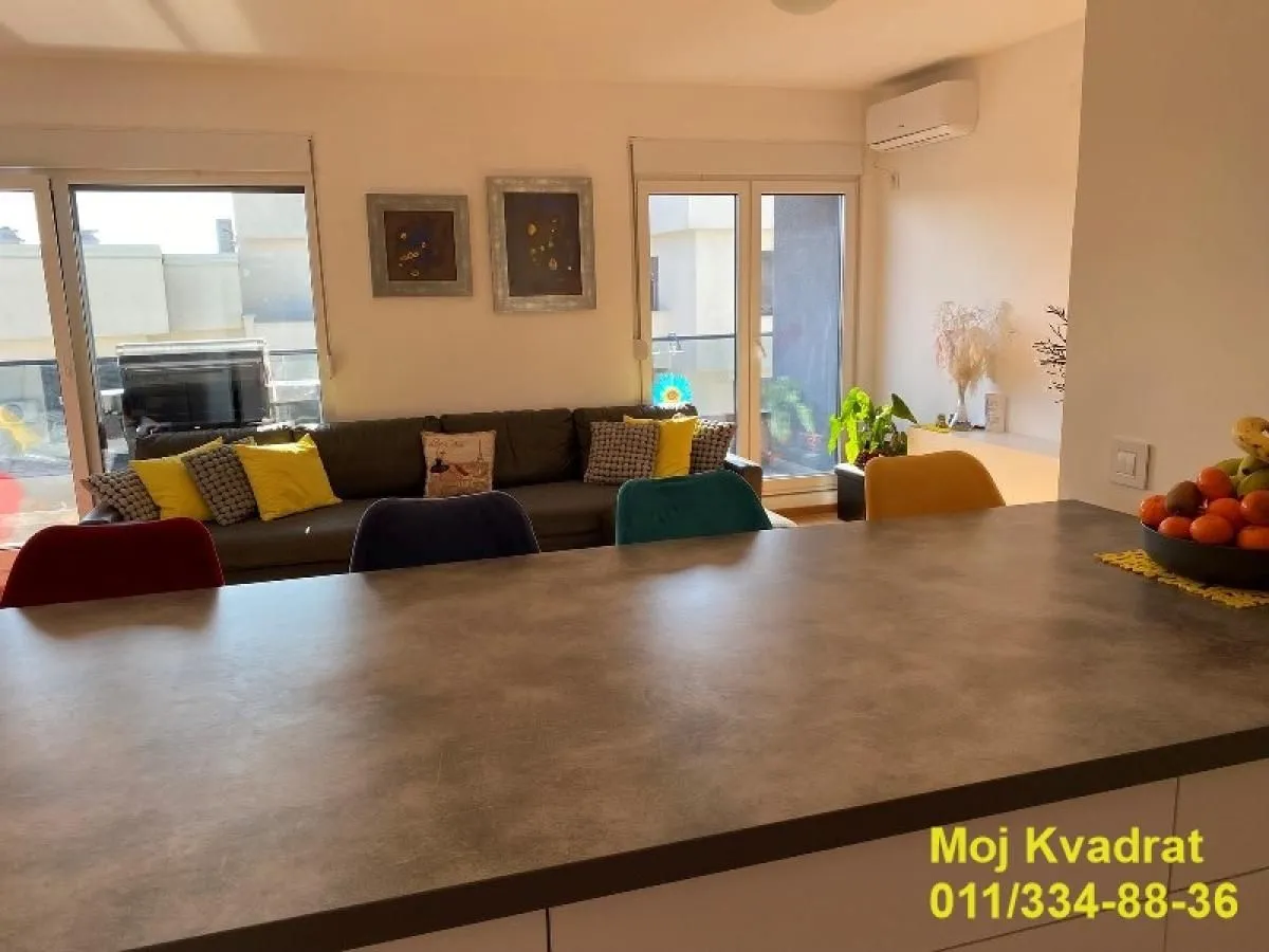 Prodaja, četvorosoban stan, 104m², Vidikovački venac, Rakovica