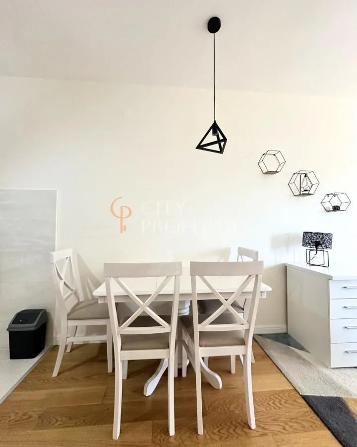 Izdavanje, stan, 49m², Central Point, Podgorica