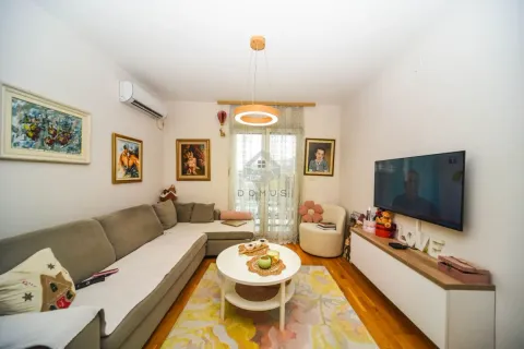 Prodaja, jednosoban stan, 39m², Stari Aerodrom, Podgorica - image 2