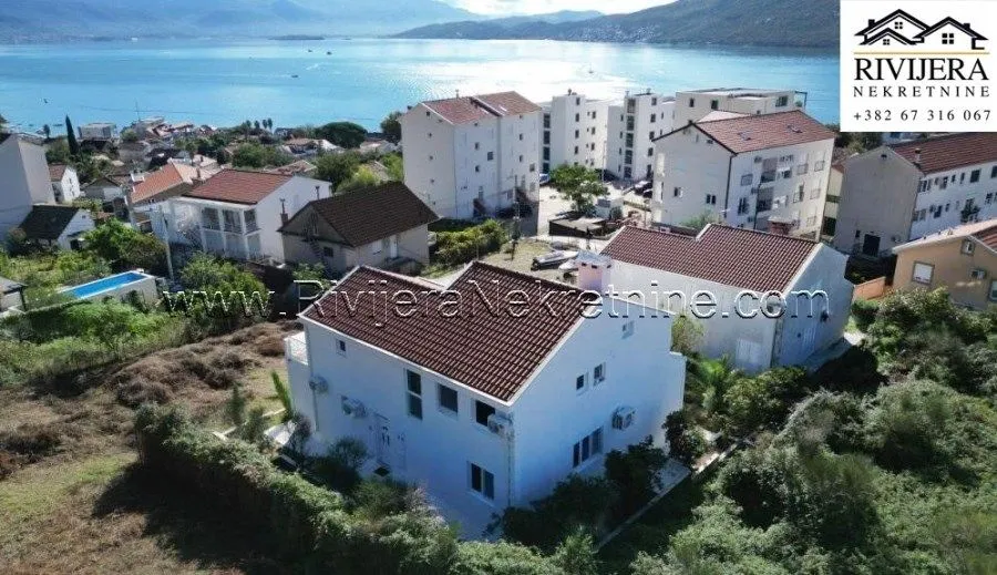 Prodaja, kuća, 192m², Đenovići, Herceg Novi