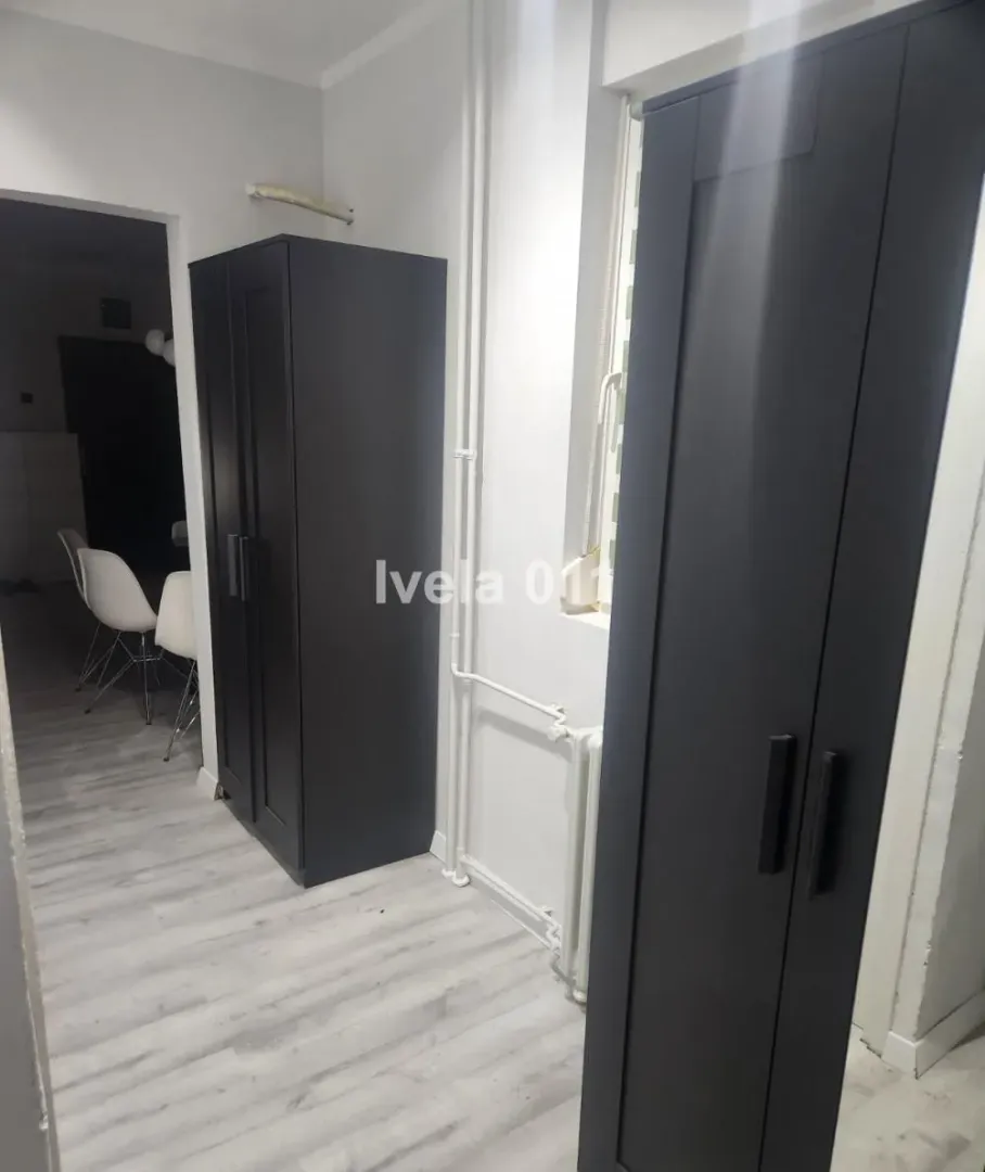 Prodaja, trosoban stan, 100m², Cerak, Beograd