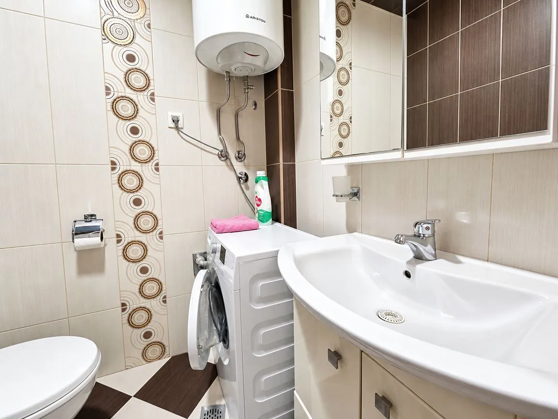 Prodaja, dvosoban stan, 77m², Budva, Crna Gora