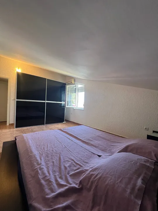 Prodaja, trosoban stan, 76m², Sutomore, Bar