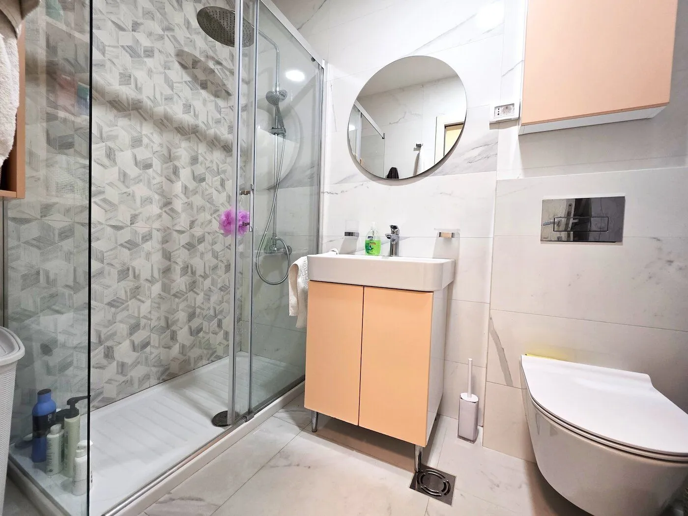 Rent, apartment, 49m², Central Point, Podgorica