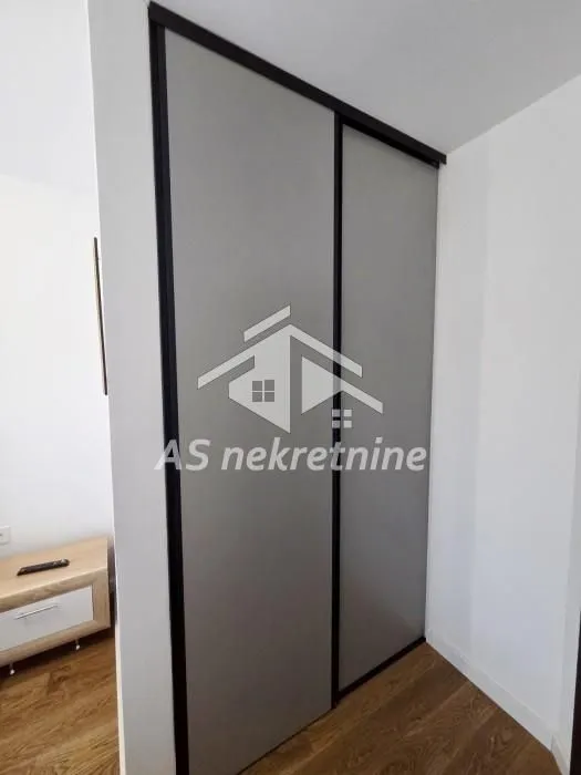Izdavanje, stan, 61m², Cvetkova Pijaca, Zvezdara Sve Podlokacije
