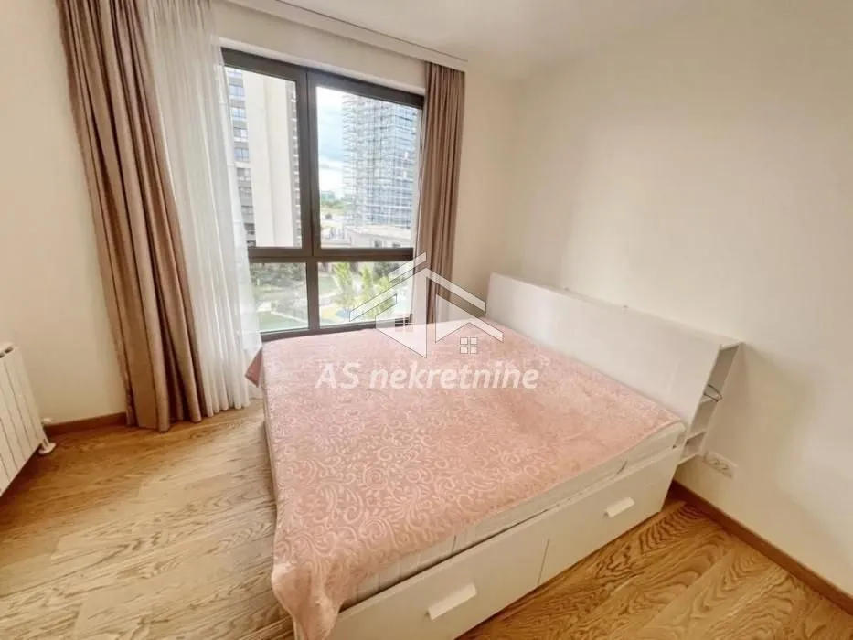 Prodaja, trosoban stan, 81m², Savski Venac, Beograd