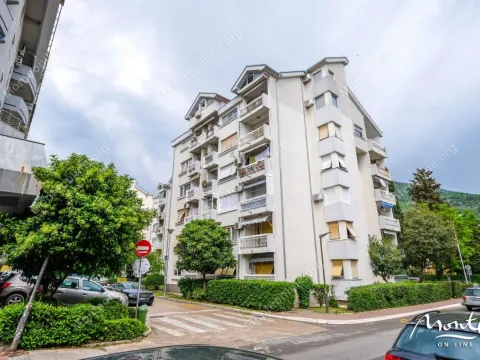 Prodaja, garsonjera, 34m2, Centar, Tivat Prodaja, garsonjera, 34m2, Centar, Tivat