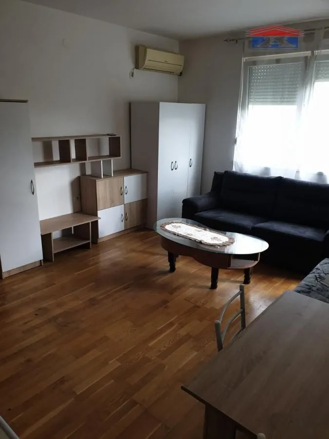 Rent, studio apartment, 27m², Detelinara, Novi Sad Sve Podlokacije