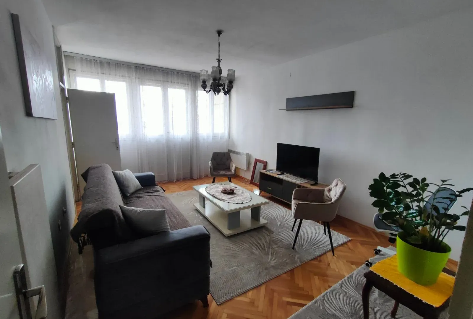 Izdavanje, stan, 58m², Podgorica, Crna Gora