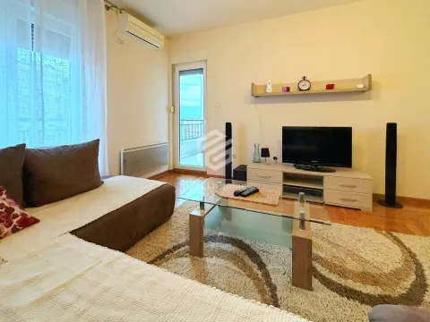 Prodaja, jednosoban stan, 45m², Pobrežje, Podgorica - image 2