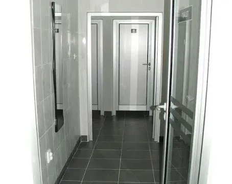 Izdavanje, poslovni prostor, 930m², Zemun Sve Podlokacije, Beograd - image 8