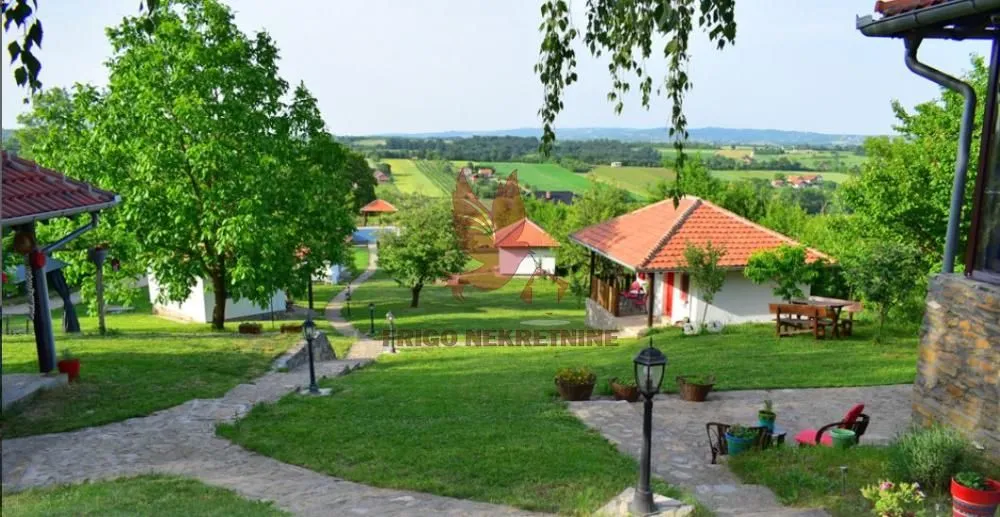Sale, house, 400m², Koraćica, Mladenovac