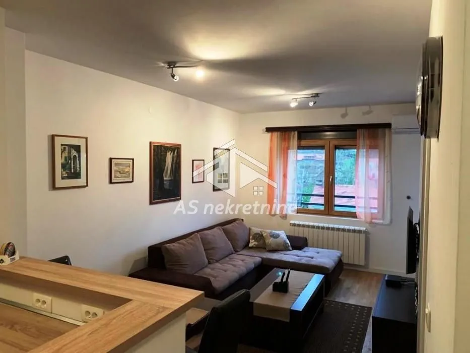 Rent, two bedroom apartment, 42m², Zemun Sve Podlokacije, Beograd