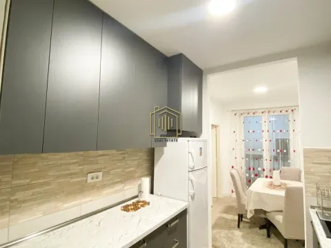 Izdavanje, dvosoban stan, 100m², Preko Morače, Podgorica - image 2