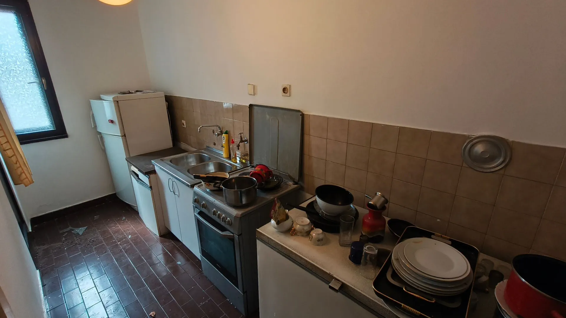 Prodaja, trosoban stan, 100m², Blok 6, Podgorica