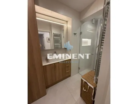 Izdavanje, trosoban stan, 86m², Čukarica, Beograd - image 8