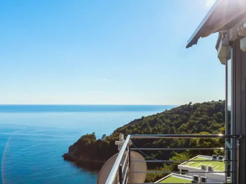 Prodaja, trosoban stan, 129m², Vidikovac, Budva - image 32