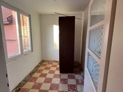 Sale, house, 140m², Palilula Sve Podlokacije, Beograd - image 14