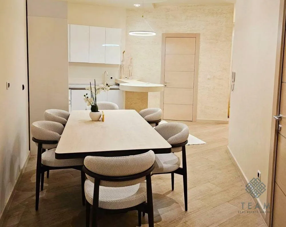 Sale, three bedroom apartment, 117m², Centar, Budva