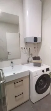 Rent, one bedroom apartment, 47m², Bečići, Budva - image 9