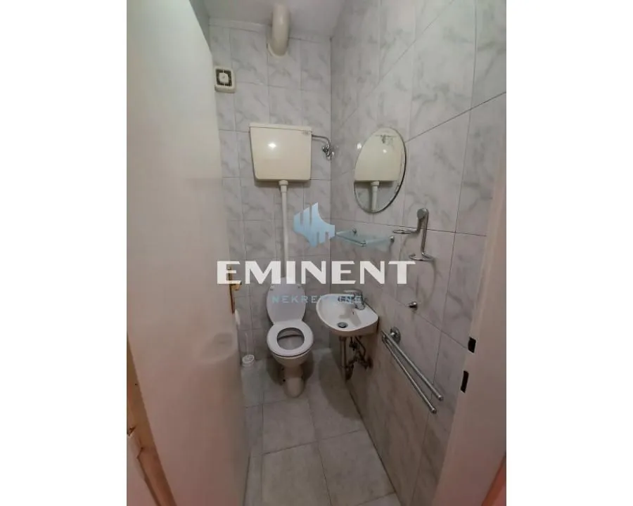Izdavanje, stan, 68m², Voždovac Sve Podlokacije, Beograd