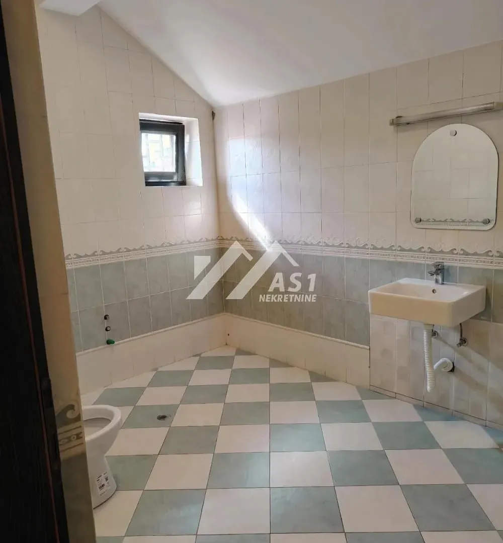 Sale, office space, 260m², Centar, Novi Sad