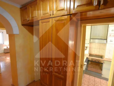 Rent, two bedroom apartment, 85m², Preko Morače, Podgorica - image 12